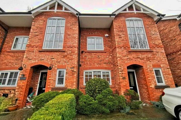 3 Bedroom Property To Rent In Alness Road, Manchester, M16