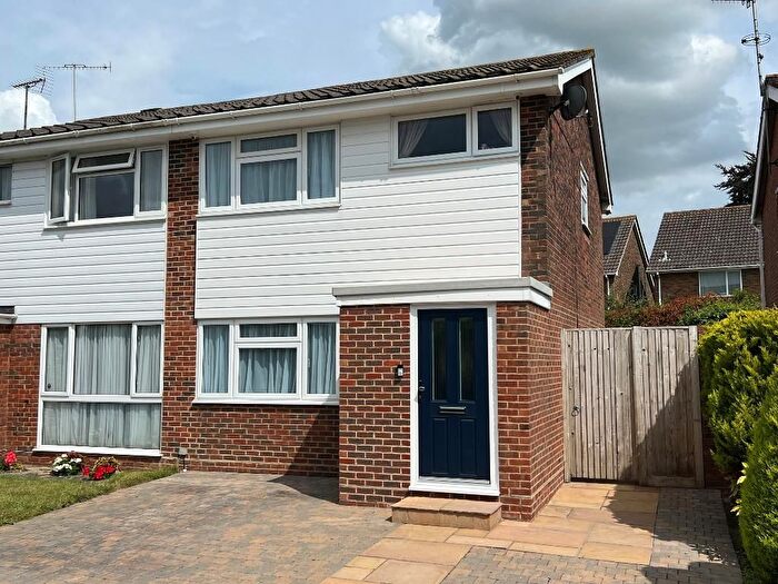 3 Bedroom Semi-Detached House For Sale In Saltings Way, Upper Beeding, West Sussex, BN44
