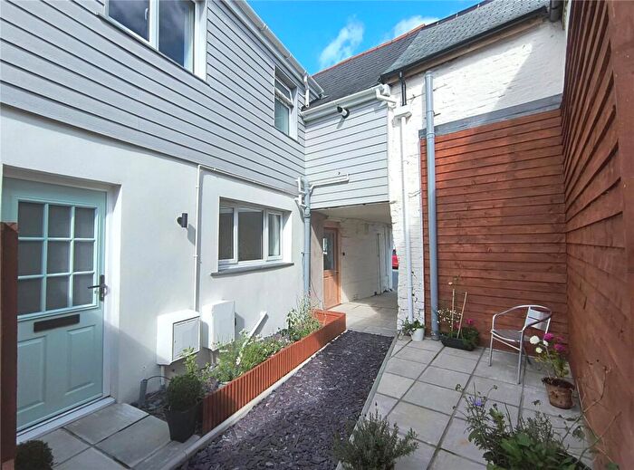 2 Bedroom End Of Terrace House To Rent In South Street, South Molton, Devon, EX36