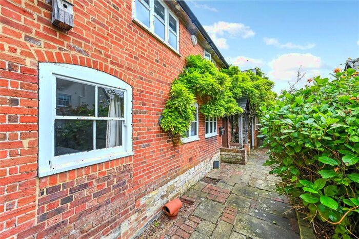 4 Bedroom Detached House For Sale In Selborne, Alton, Hampshire, GU34