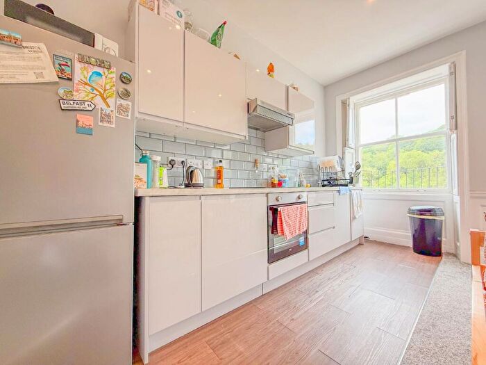 2 Bedroom Apartment To Rent In Hotwell Road, Hotwells, Bristol, BS8