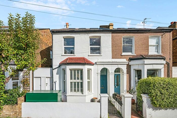 5 Bedroom House For Sale In Crystal Palace Road, East Dulwich, SE22