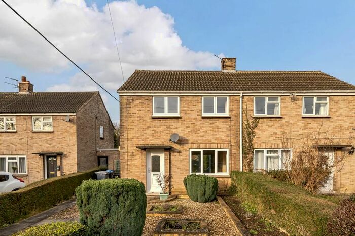 2 Bedroom Semi-Detached House For Sale In Wootton, Oxfordshire, OX20