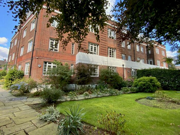 2 Bedroom Flat To Rent In Lansdowne House, Wilmslow Road, Manchester, M20