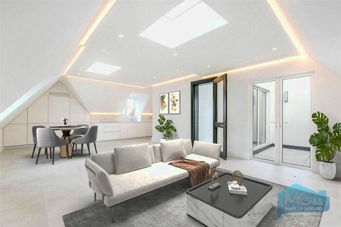 2 Bedroom Flat To Rent In Hendon Lane, Finchley Central, London, N3