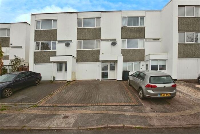 3 Bedroom Town House To Rent In Coach Road, Wolborough, Newton Abbot, Devon., TQ12
