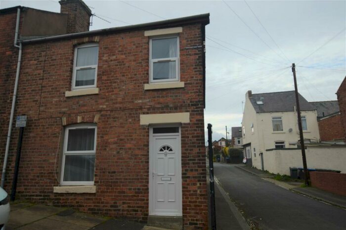 3 Bedroom House To Rent In Ellis Leazes, Durham, DH1