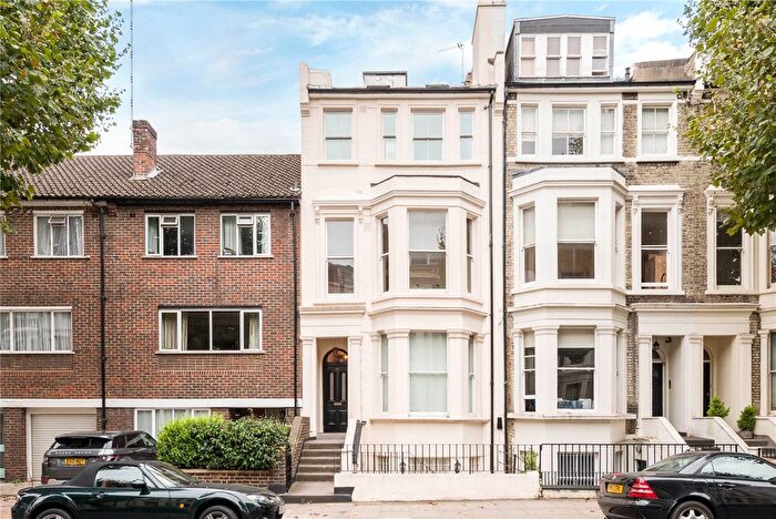 2 Bedroom Flat To Rent In Warwick Avenue, Maida Vale, London, W9