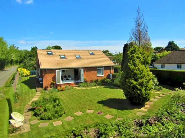 4 Bedroom Detached House For Sale In Cherry Tree Road, Charing Heath, TN27