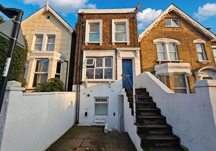 2 Bedroom Flat For Sale In Flat, Lewisham Road, London, Lewisham, SE13