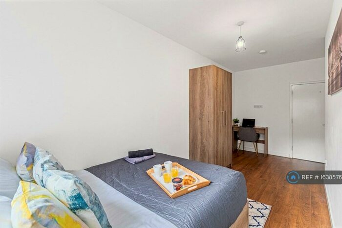 1 Bedroom Flat To Rent In Regent Road, Leicester, LE1