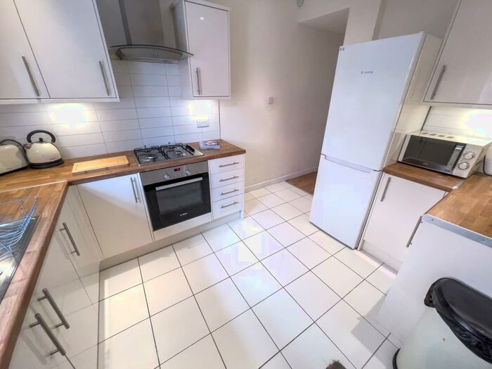 4 Bedroom Terraced House To Rent In Molyneux Road, L6