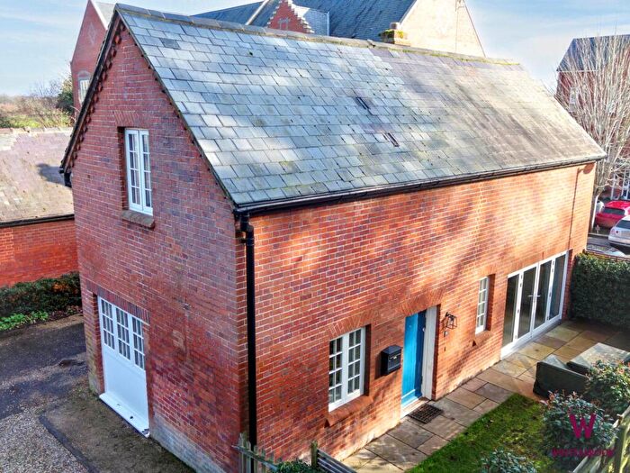 2 Bedroom Detached House For Sale In Ratcliffe Court Cholsey, Wallingford, OX10