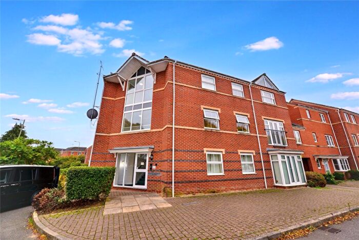 2 Bedroom Apartment For Sale In Alma Road, Banbury, Oxfordshire, OX16