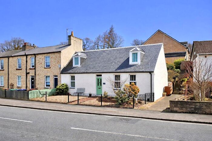 2 Bedroom End Of Terrace House For Sale In Main Road, Minishant, KA19