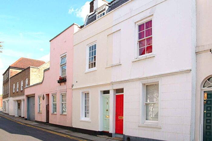 3 Bedroom Property For Sale In Church Street, Old Isleworth, Isleworth, TW7