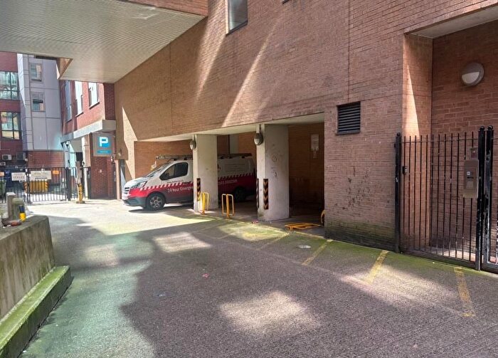 Parking To Rent In Merchants Place, Reading, RG1