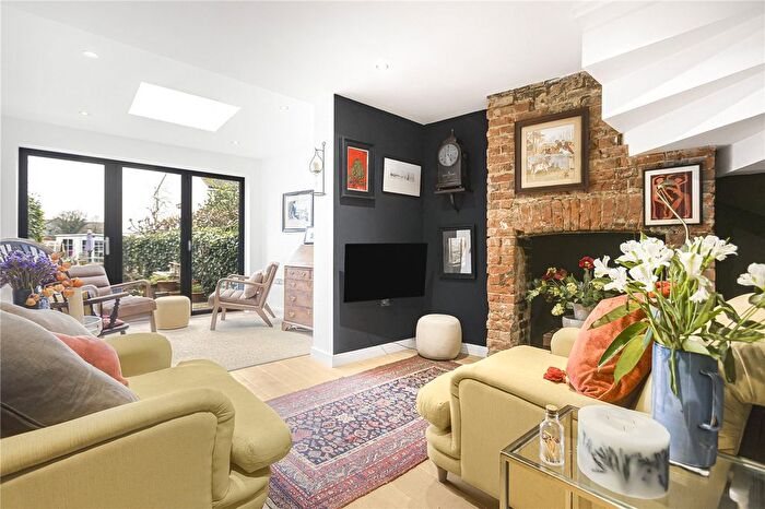 2 Bedroom Detached House For Sale In Chapel Lane, Littlemore, Oxford, Oxfordshire, OX4