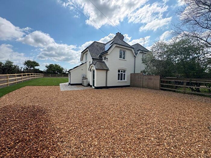 2 Bedroom Semi-Detached House To Rent In Lee Lane, Lee, Romsey, Hampshire, SO51