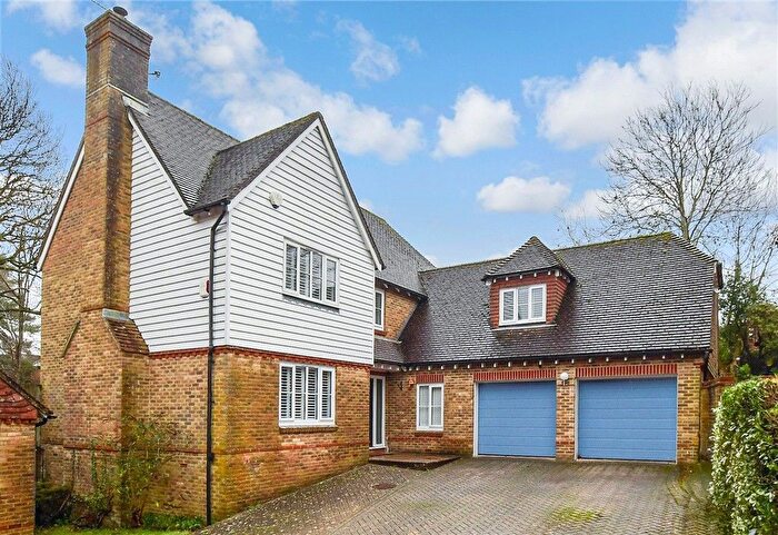 5 Bedroom Detached House For Sale In Rectory Close, Ashington, West Sussex, RH20