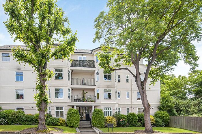 3 Bedroom Flat For Sale In Cambalt Road, Putney, London, SW15