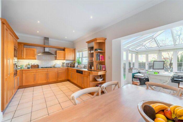 4 Bedroom End Of Terrace House To Rent In Trinity Church Road, Barnes, SW13