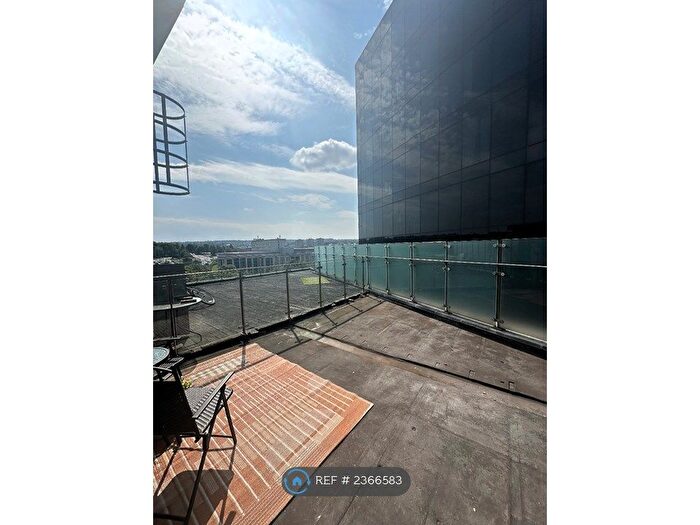 1 Bedroom Flat To Rent In The Gatehaus, Bradford, BD1