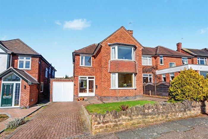 3 Bedroom Detached House For Sale In Thornhill Close, Bramcote, Nottingham, NG9