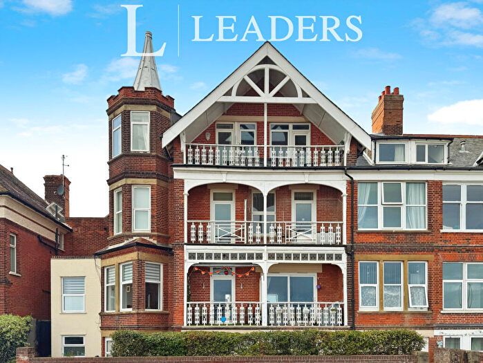 2 Bedroom Apartment To Rent In Sea Road, Felixstowe, IP11