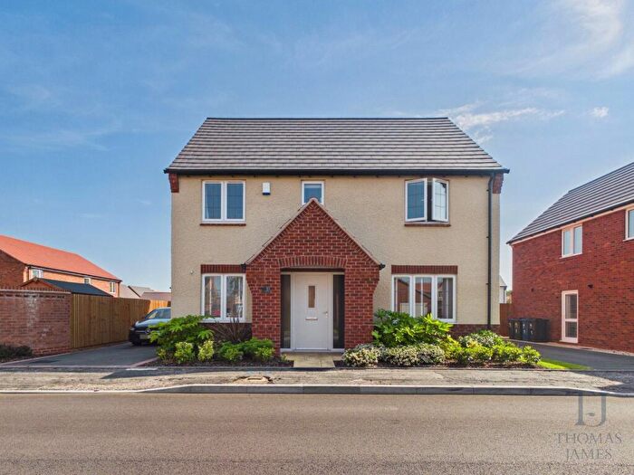 4 Bedroom Detached House For Sale In Yarrow Drive, Ruddington, NG11