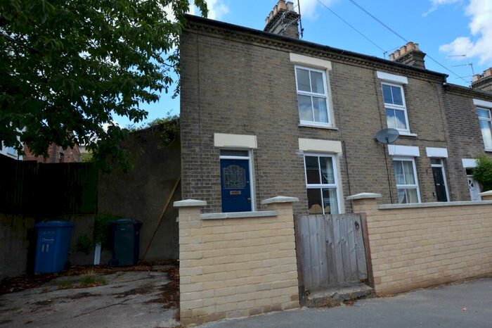 3 Bedroom Terraced House To Rent In Livingstone Street, Norwich, NR2