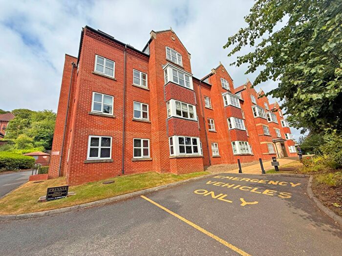 2 Bedroom Flat For Sale In Filey Road, Scarborough, YO11