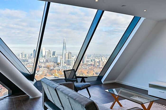 2 Bedroom Flat To Rent In Elephant And Castle, Elephant And Castle, London, SE1