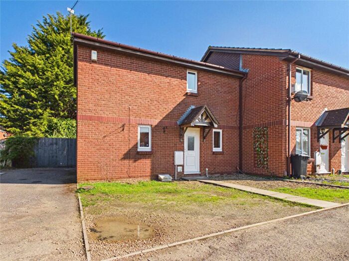 2 Bedroom End Of Terrace House For Sale In Foxcroft Close, Bradley Stoke, Bristol, South Gloucestershire, BS32