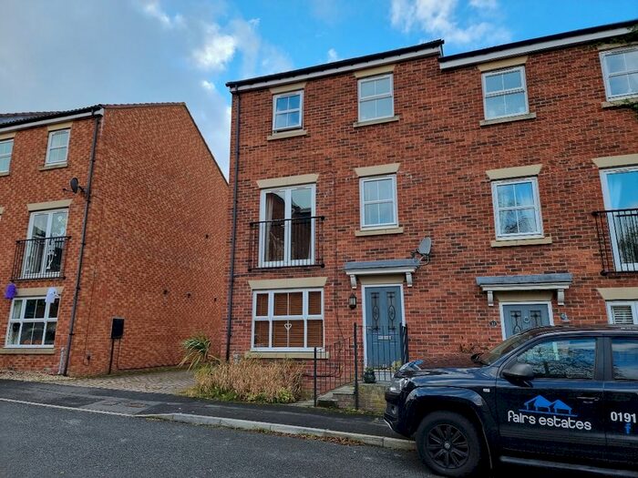 3 Bedroom Semi-Detached House To Rent In Murray Park, Stanley, DH9