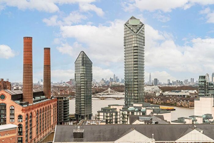 3 Bedroom Flat To Rent In Park Street, London, SW6