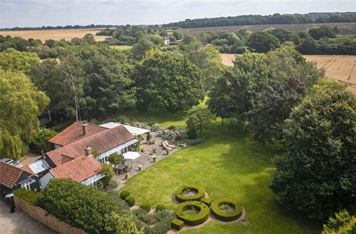 3 Bedroom Detached House For Sale In Watery Lane, Matching Green, Harlow, Essex, CM17