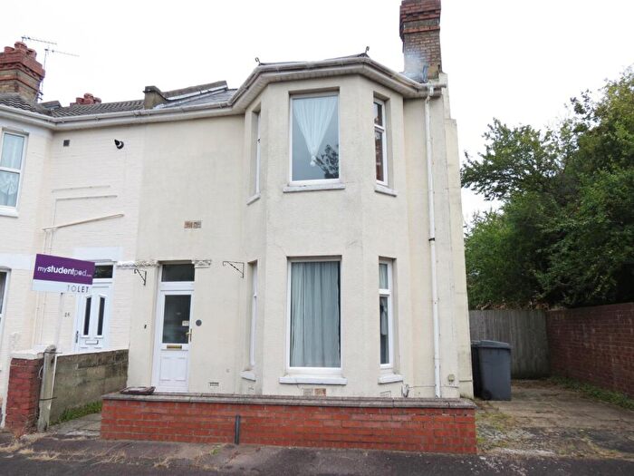 4 Bedroom House To Rent In Bedroom Semi Detached House In Charminster, BH8