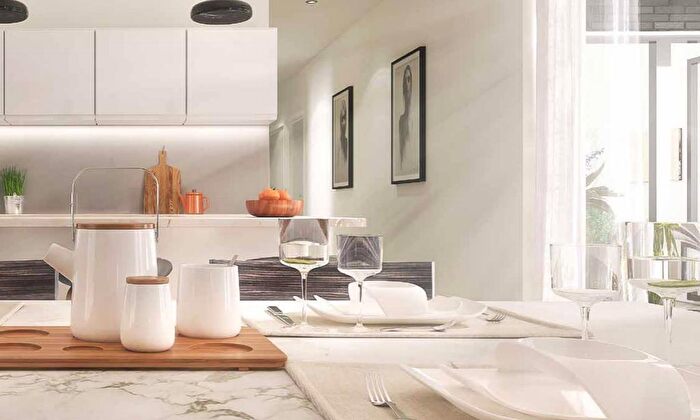 2 Bedroom Flat For Sale In Landmark, Oldfield Rd, Salford, Manchester, M5