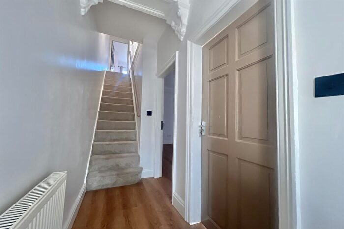4 Bedroom Terraced House To Rent In Great Western Street, Manchester, M14