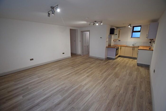 2 Bedroom Flat To Rent In Ashford Road, Eastbourne, BN21