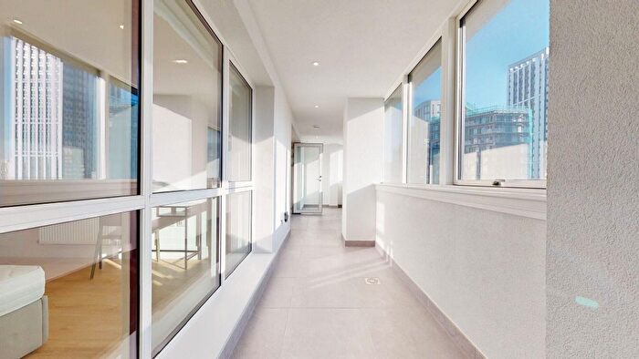 3 Bedroom Flat To Rent In Olympic Way, Wembley, HA9