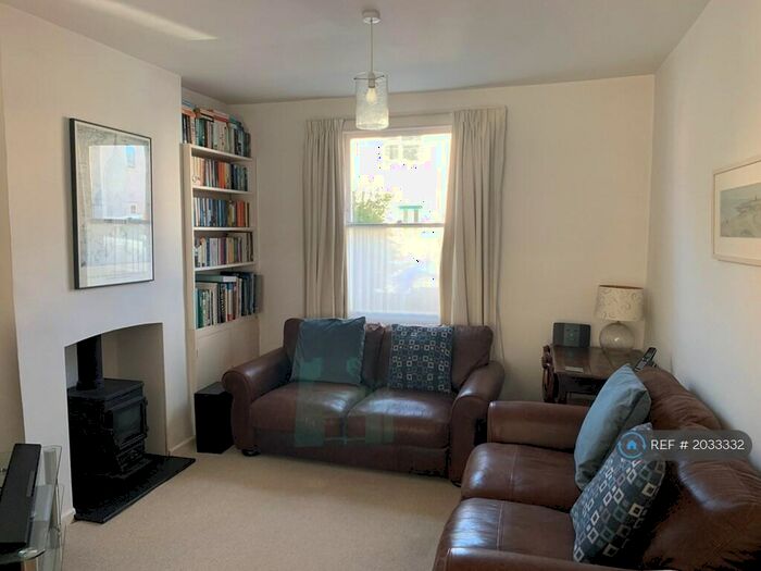 3 Bedroom Terraced House To Rent In Gardiner Street, Oxford, OX3
