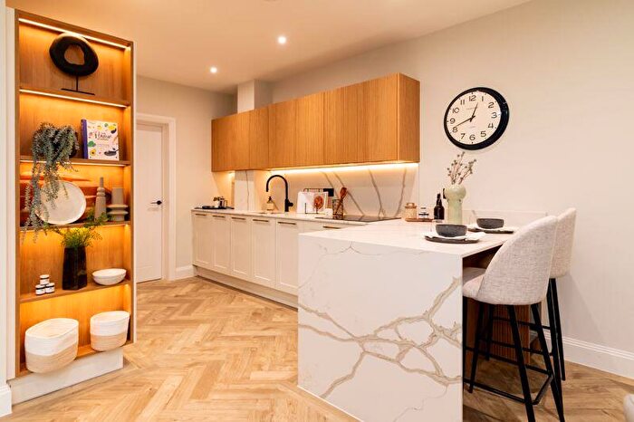 2 Bedroom Flat For Sale In Edward House, Hillbury Road, Warlingham, CR6
