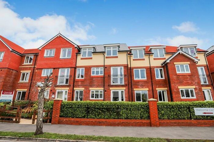 1 Bedroom Retirement Property To Rent In Rothesay Lodge, Stuart Road, Highcliffe, Dorset., BH23