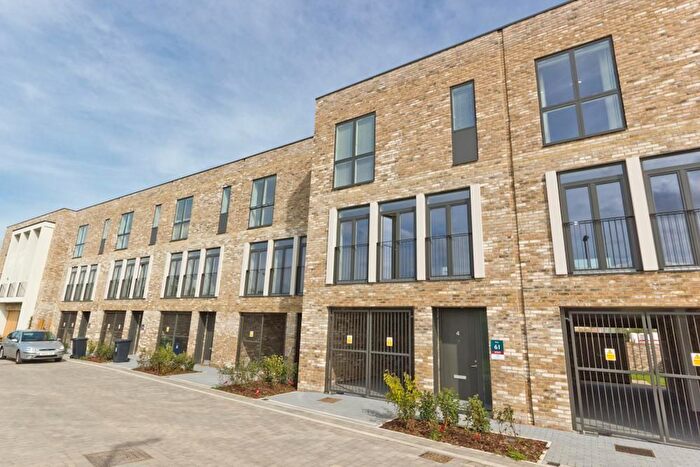 3 Bedroom Terraced House To Rent In Willers Lane, Trumpington, Cambridge, Cambridgeshire, CB2