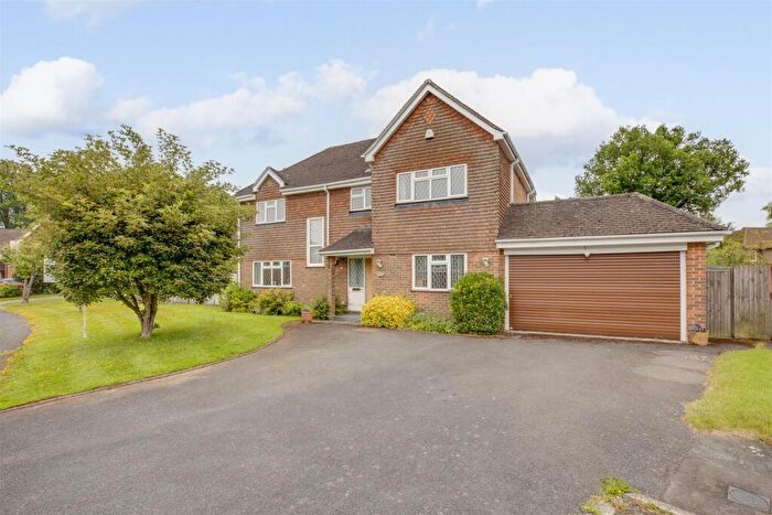 5 Bedroom Detached House For Sale In Wheeler Avenue, Penn, HP10