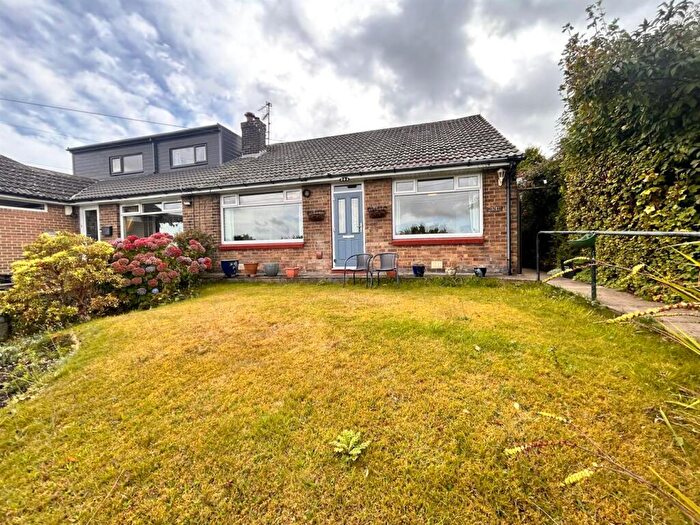 2 Bedroom Semi-Detached Bungalow For Sale In Moor End Road, Halifax, HX2