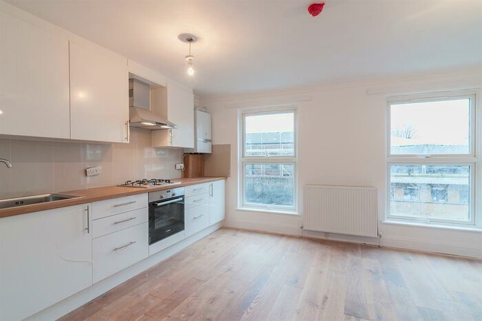 2 Bedroom Apartment To Rent In Brooksby's Walk, Chatsworth Road London, E9