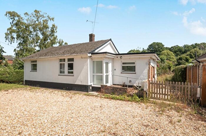 2 Bedroom Detached Bungalow For Sale In Rownhams Road, North Baddesley, SO52